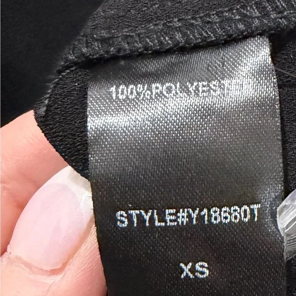 Pomander Place Carlota Peplum Blouse from Tuckernuck XS - Picture 9 of 9